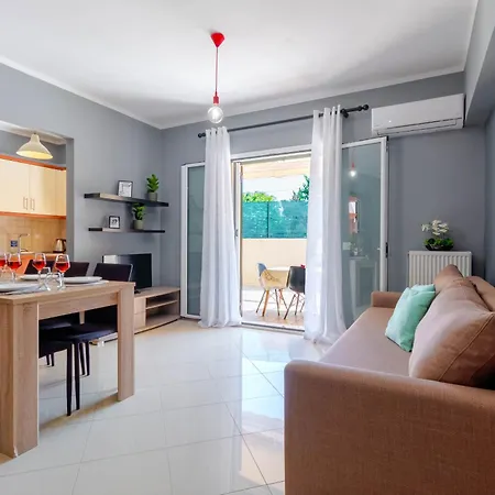 Zachari House Cfu Appartamento