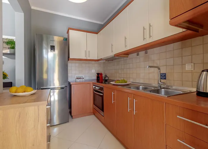 Zachari House Cfu 公寓 Virós